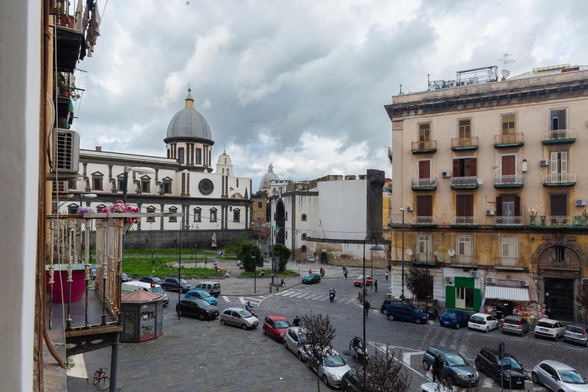 Il Vicoletto Del Castello Hotel Naples Exterior photo
